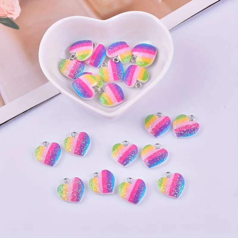 10 個のカラフルなハート樹脂チャームかわいい混合色のラブハ - Resin Art Jewelry Kit のレビューと価格