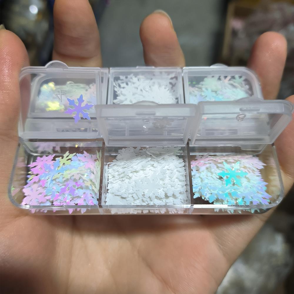 6/12グリッド3Dオーロラクリスマス雪片ネイルスパンコール - Xmas Resin Art のレビューと価格