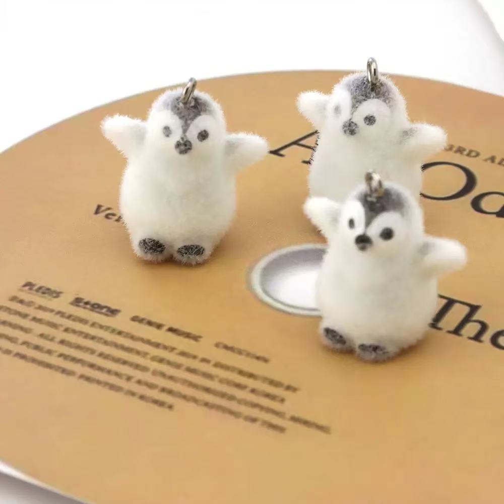 5個入り フロッキング加工 小さなペンギン レジンチャーム  - Resin Art Jewelry Kit のレビューと価格
